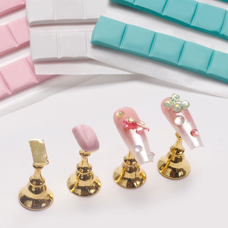 1 confezione di colla adesiva  - Contour Palette Stick recensione e prezzo
